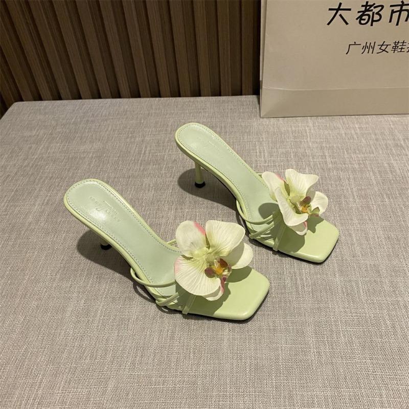 Flower Decoration Women Slippers Hawaiian Bohemian Vacation Style Women High Heel Slippers Square Head Open-toed Slippers Slides