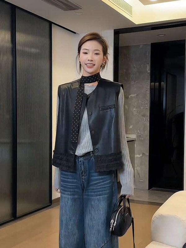 2025 Jaro/Léto PU Kožená Vesta s Krajkovým Lemem - Bez Rukávů