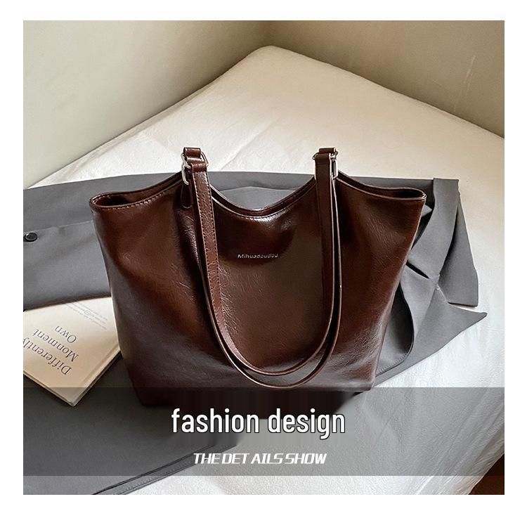 Women's Large Retro Soft Leather Tote: High-Quality, Versatile Fashion Shoulder Bag for School & Commute