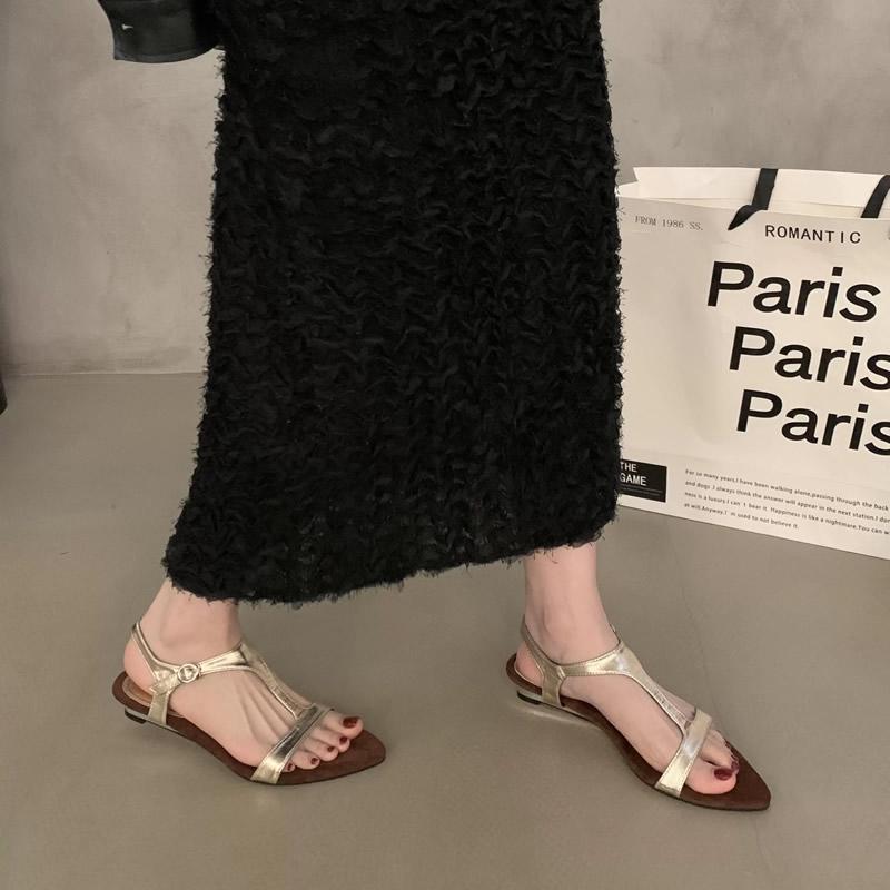 

Fashion Sandals Women New High Quality Real Leather Pointed T-shaped Ankle Buckle Strap Ladies Flat Bottom Low Heel Open Shoes 40 золотий