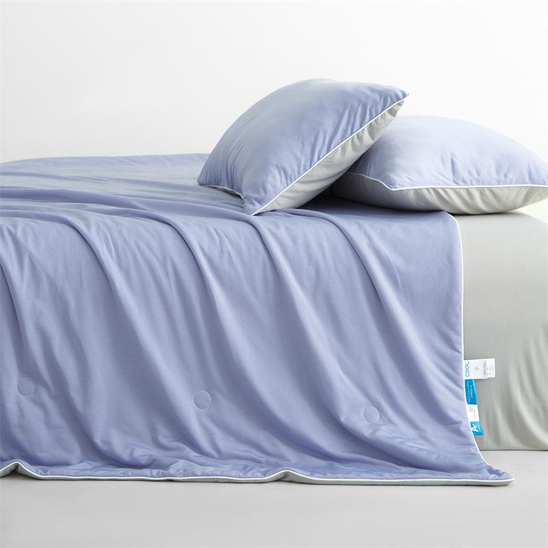 Summer Ice Silk Quilt: Cool & Washable for Mother and Baby