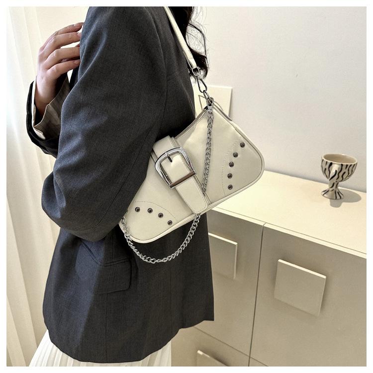 Retro Minimalist Shoulder Bag 2026 New Fashion Trendy Soft Faux Leather Armpit Bag for Women Commuter Crossbody Purse CLE