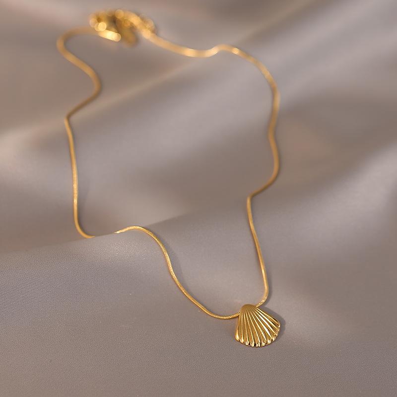Stainless Steel Metal Shell Pendant Necklace for Women Waterproof Summer Gold Color Pvd Plated Statement Jewelry