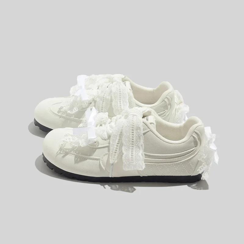 Elegant Lace Butterfly Knot Milk White Flat Bottom Women's Shoes Spring New Style Versatile T-strap Flats Casual Shoes