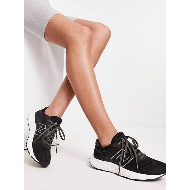 

Черные кроссовки New Balance Running 520