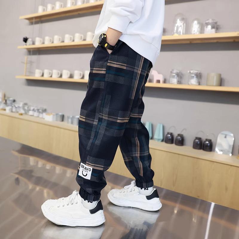 Boys' Spring & Autumn Casual Pants: Trendy Long Sportswear with Plus Velvet for Winter
