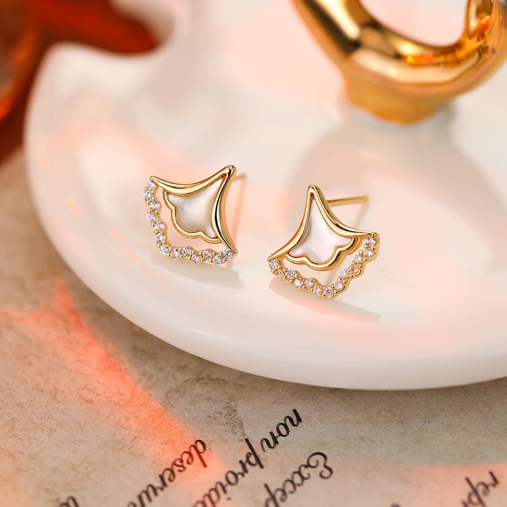 Hochwertiger Luxus Natürliche Muschelohrstecker S925 Silbernadel Ohrringe Leichter Luxus High-End Stil Temperament Ohrringe Frauen