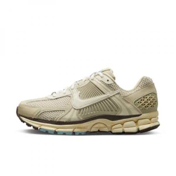 

Женские кроссовки Nike Zoom Bomero 5 FB8825-111