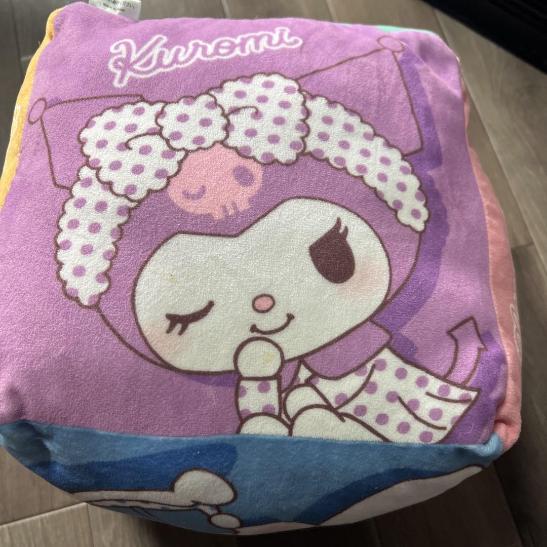 

[ИСПОЛЬЗОВАН] подушка sanrio