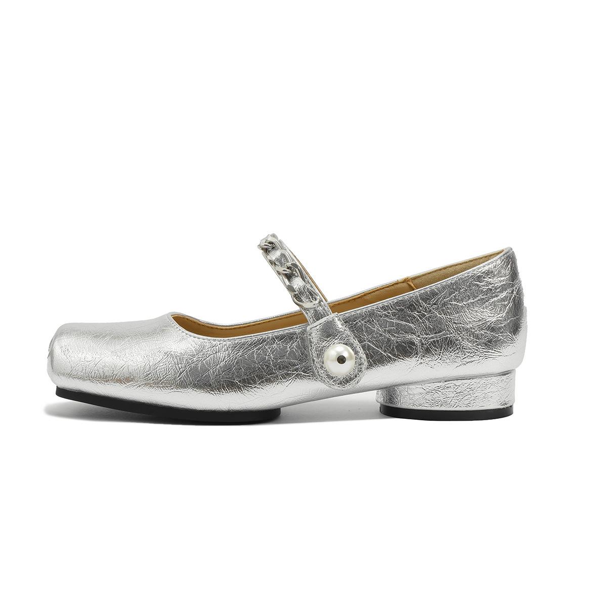 

Мэри Джейн туфли кожа низкий каблук толстый каблук ретро слово с пряжкой юбка темперамент легкий рот балетный стиль одинарная обувь 39 серебряный