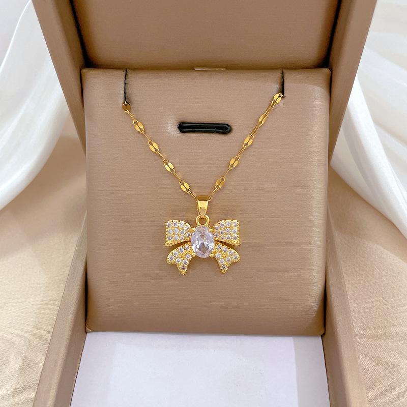 Personalized Niche Design Temperament Smart Shining Necklace Women, Simple Luck Pendant