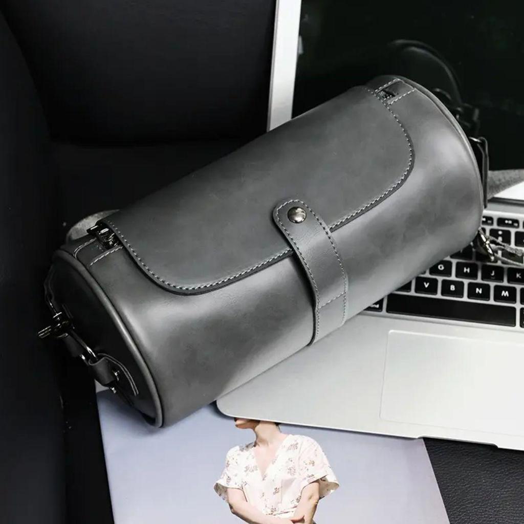 Korean Retro Crazy Horse Leather Men's Shoulder Messenger Bag - Trendy Cylindrical Design