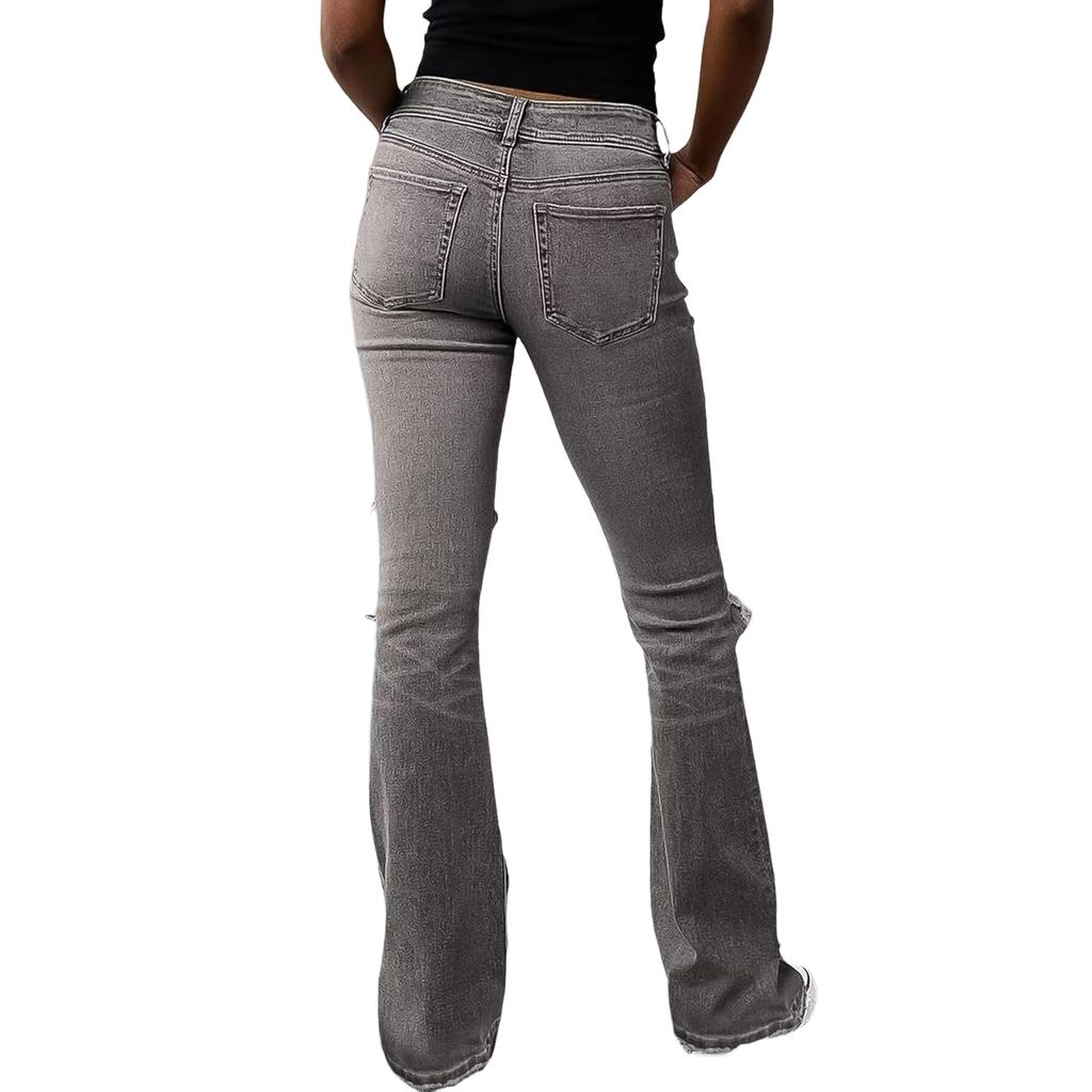 Lässige Damen-Jeans mit leicht ausgestelltem Bein und Rissen