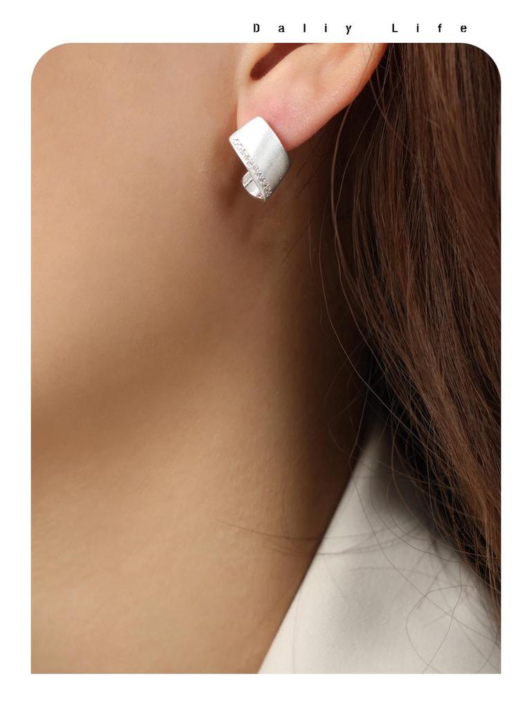 Exquisite Geometric Oval-Square Copper Earrings: Chic Hip Hop Style