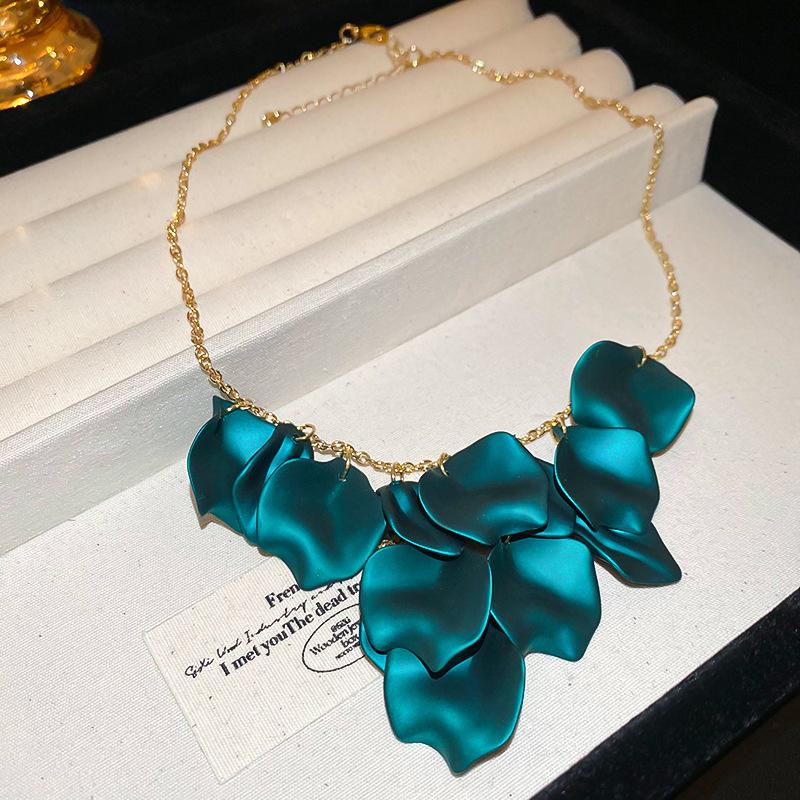 Простое ожерелье с бахромой из лепестков, уникальное ожерелье-цепочка на ключицы