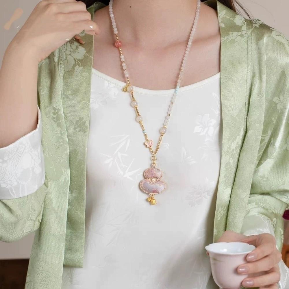 Exquisite Brocade Gourd Necklace High-end Embroidered Neck Pendant Daily
