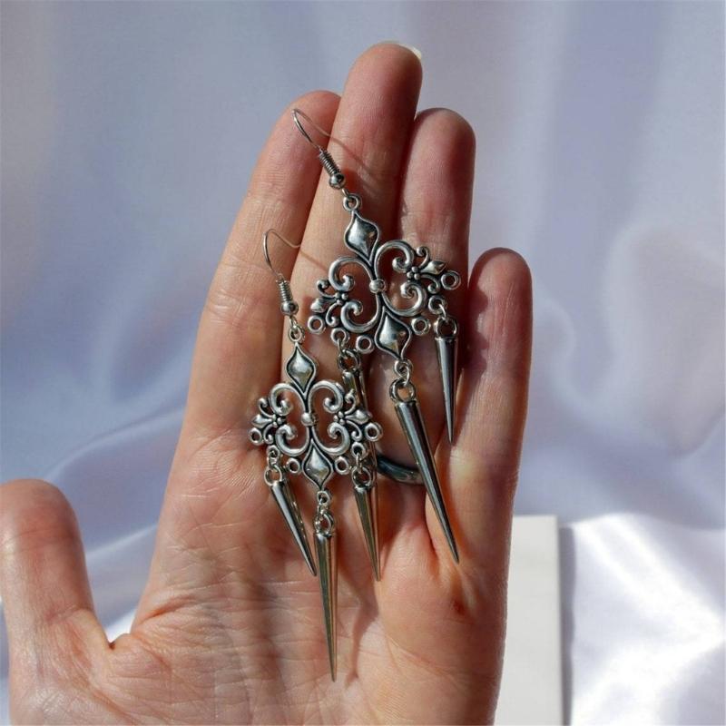 Brincos Góticos Vintage Pendentes Moda Vitoriana Punk Cone Espetado Brincos de Tachas Acessório de Joalheria Gótica para Mulheres