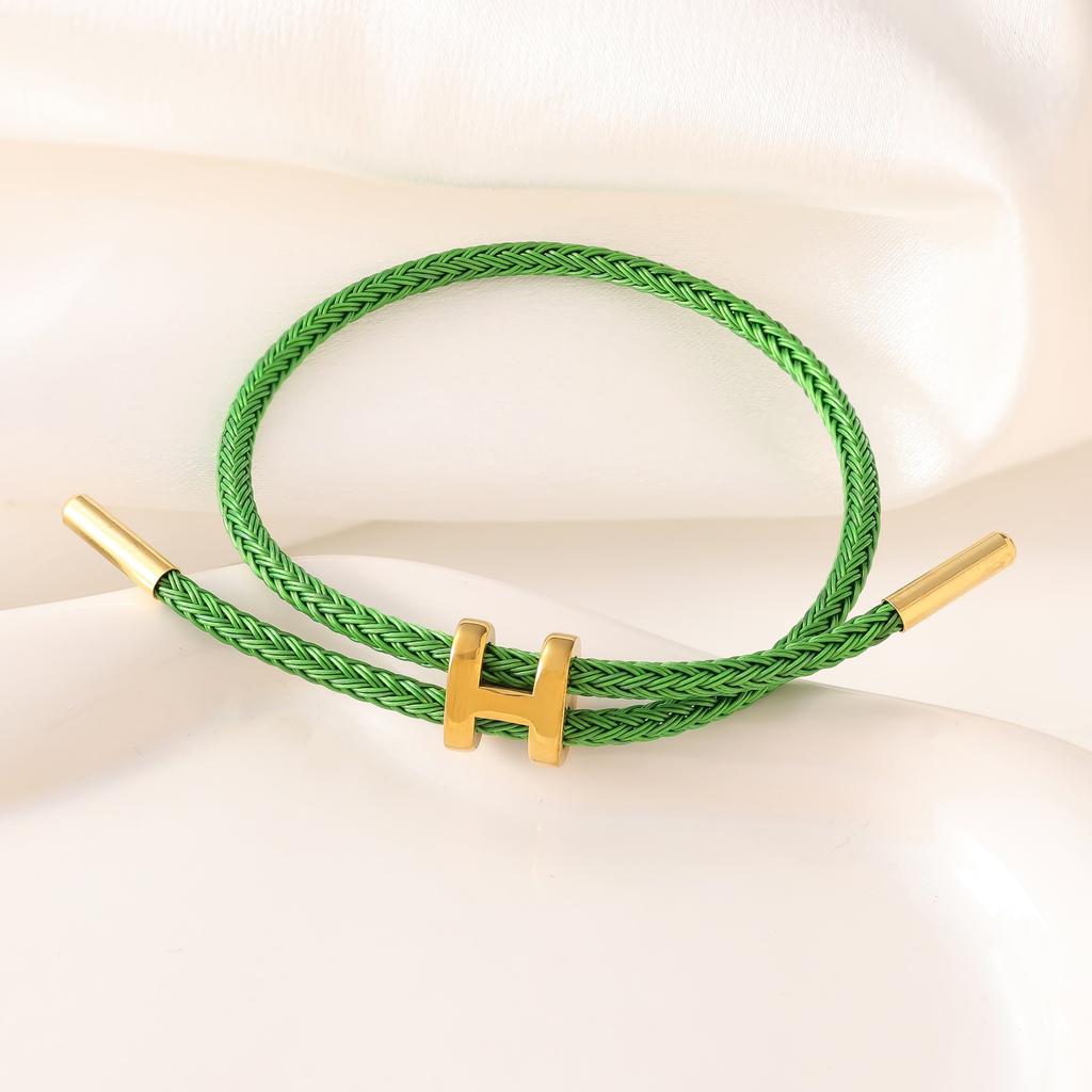 Women's Adjustable Fashion Bracelet - Stylish Everyday Jewelry Gift for Her