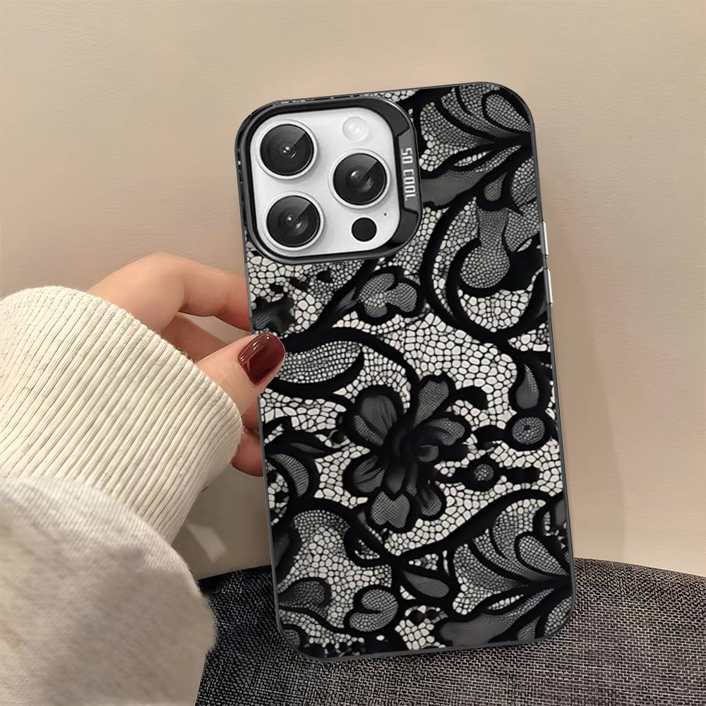Lace Pattern Phone Case For IPhone 17 16 15 14 13 12 11 Pro Max Plus Color Silver Cover
