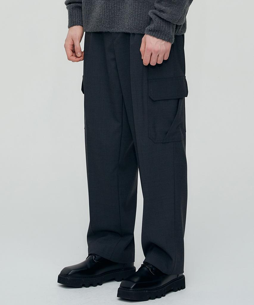 FINSDRUCK 2-Tuck Wool Cargo Slacks