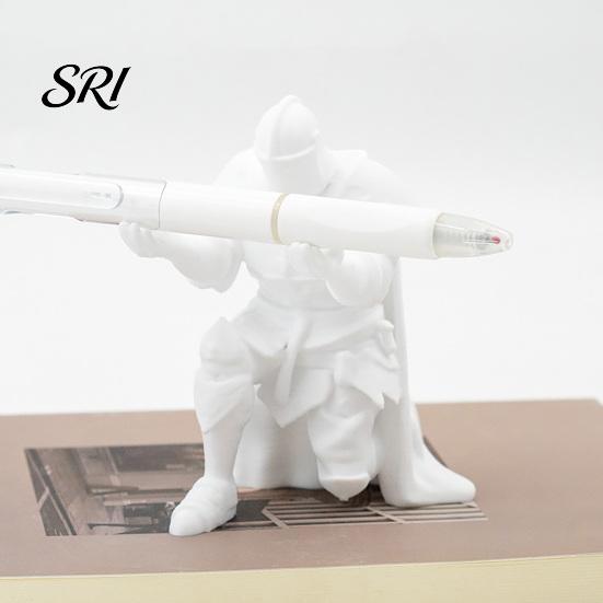 Multi-use Pen Holder Medieval Knight Kneeling in Armor Pencil Desktop Decoration Fun Gift for Students Office Workers