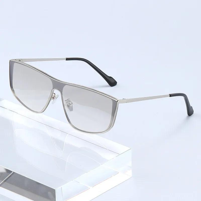 New Retro Women'S Sunglasses Fashion Men'S And Women'S Outdoor Street Photography Uv400 Slimming Sunscreen Sunglasses