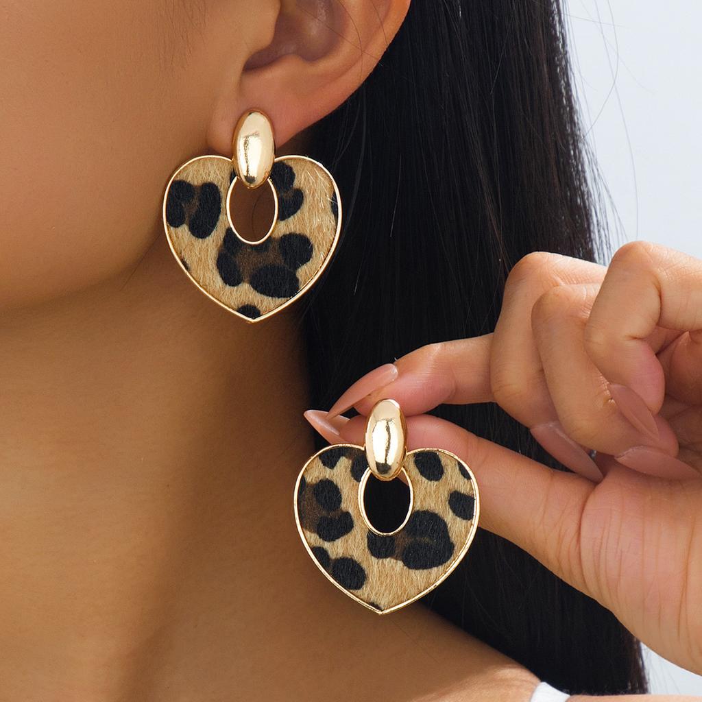 Rock Grunge Brown Leopard Print Punk Charm Earrings for Women Sexy Fashion Accessories New Leopard Print Earrings Y2K Zircon