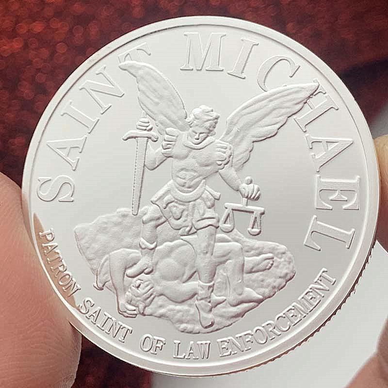 

4CM Souvenir Coin Collection The Archangel with Prayer USA St Michael Challenge Coin USA Collectibles