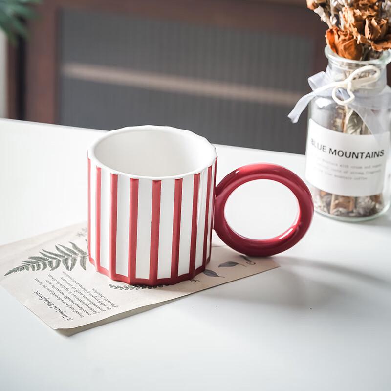 Striped Ceramic Mug Set with Round Handle