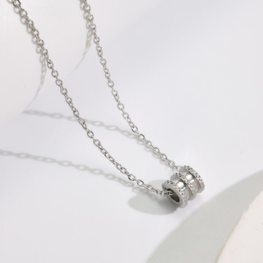 Small Waist Necklace Women'S Versatile Niche Design Sense Does Not Fade Titanium Steel Chain Women'S Autumn And Winter Ring Pendant Pendant