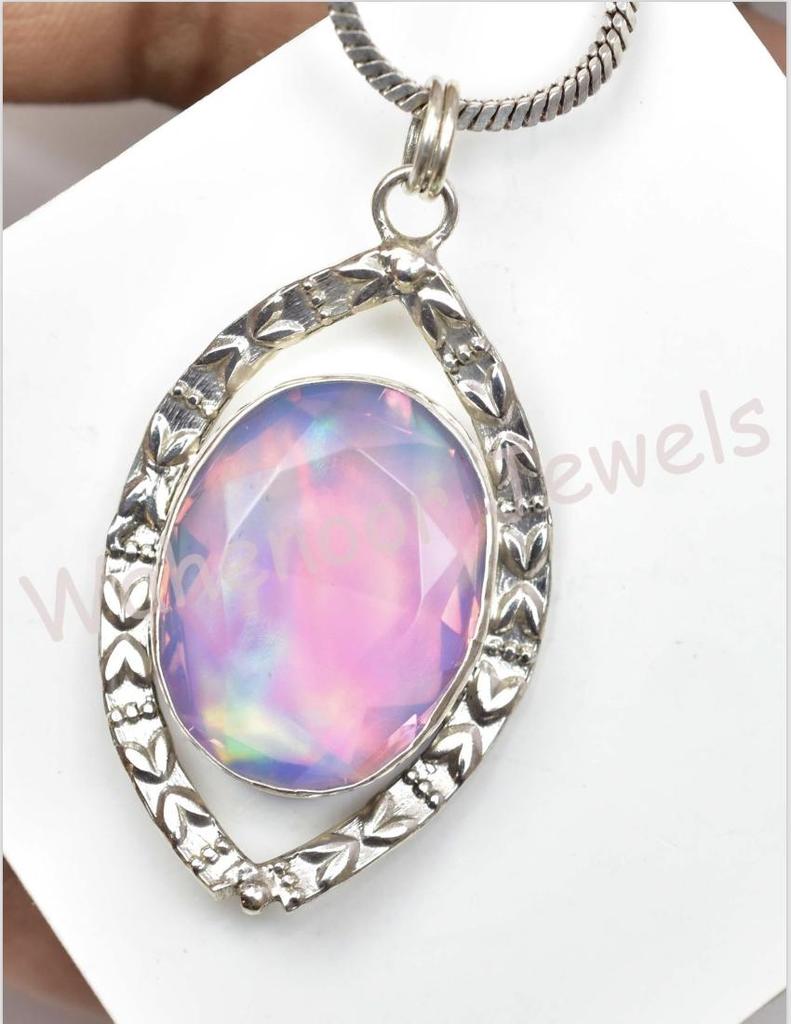 Ciondolo Fatto a Mano Ovale in Argento Sterling 925 con Opale Fuoco Aurora da 46 Carati Certificato Regalo per Donna