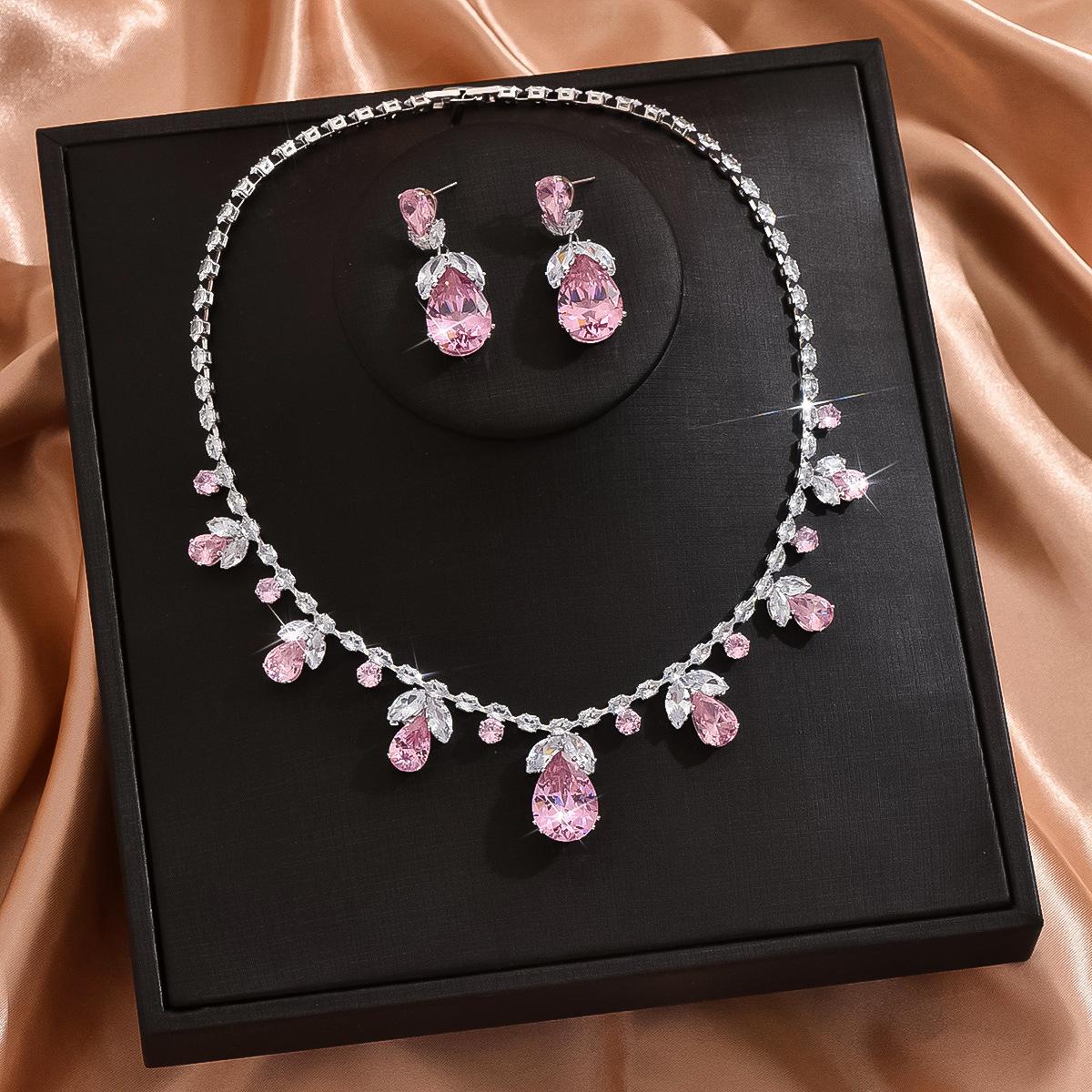 

2026 Premium Bridal Jewelry Set Accessories Zircon Inlaid Multicolor Matching Wedding Necklace Set Accessories 45CM