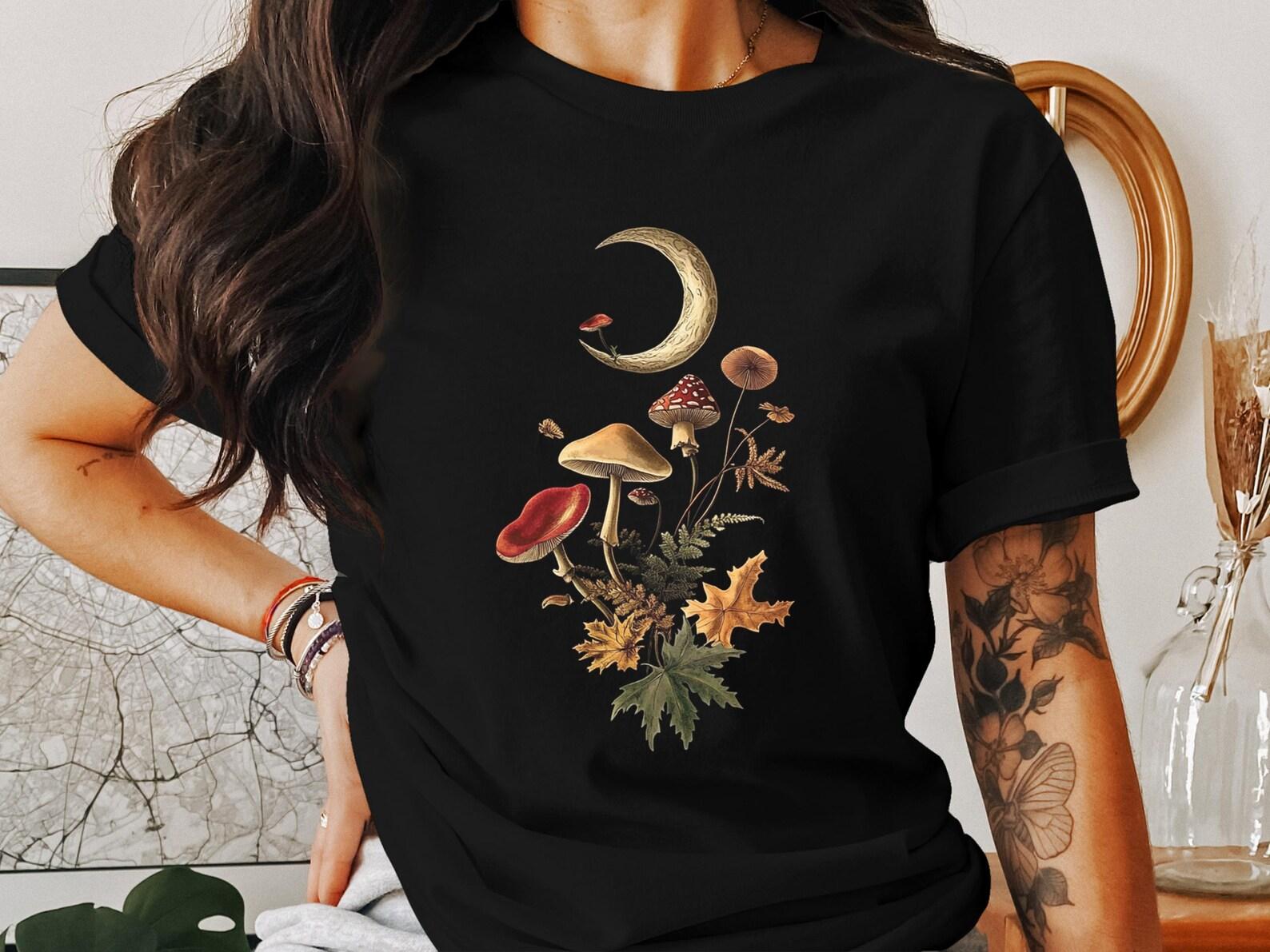 Mushroom Moon Cottagecore Mushroom Tee, Celestial Nature Art Cottagecore Shirt, Fantasy Mushroom Print, Whimsical Cottagecore Clothing XL