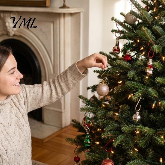 Spiral Hanging Hooks 20 Pcs Christmas S-Shaped Ornament Hooks, Metal Wire Hanger for Xmas Tree Ornaments, Crafts, Balls, Baubles, Decorations Display