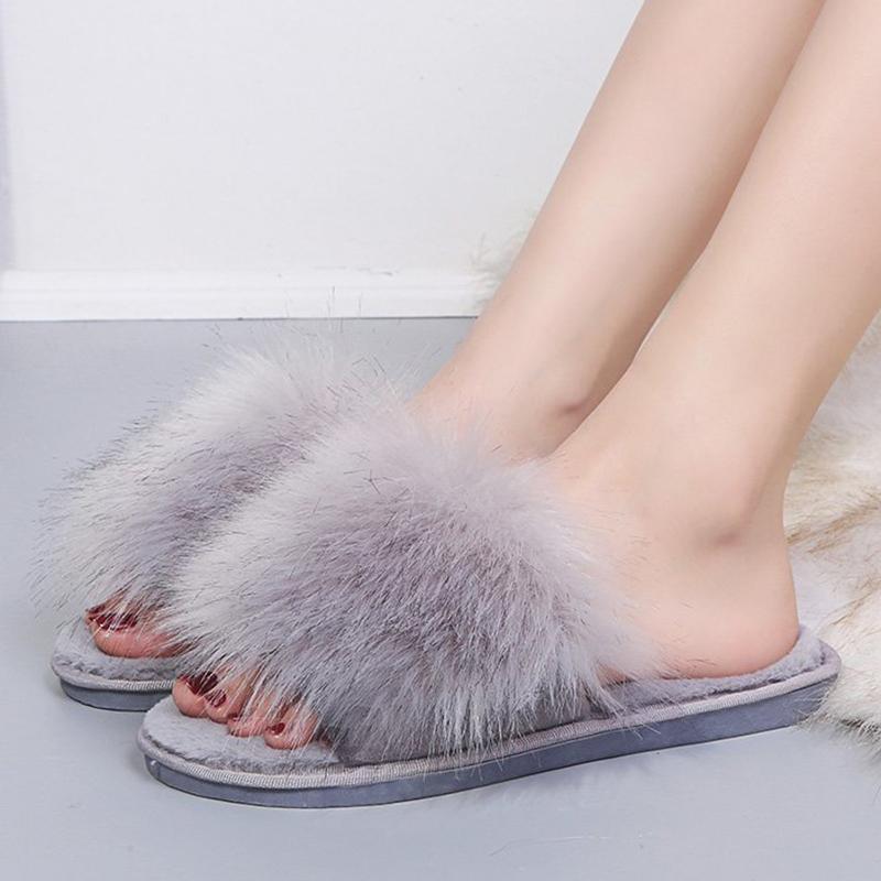 Fashion Women's Fashion Fluffy Faux Fur Slippers Winter Warm Comfortable House Slippers for Women Solid Color Soft Plush Indoor Slides
