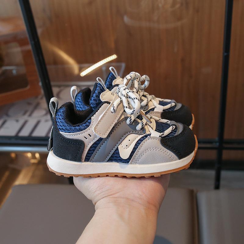 Boys Shoes Forrest Gump Shoes 2025 Spring and Autumn Boys Sports Shoes Medium and Older Children's Casual Shoes Girls Shoes Leather Soft Sole