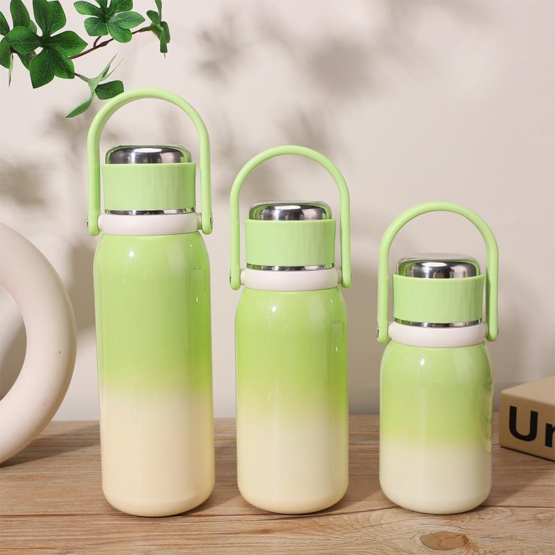 Stylish Large-Capacity Gradient 316 Stainless Steel Insulated Tea Cup, Portable and Convenient. 550ml