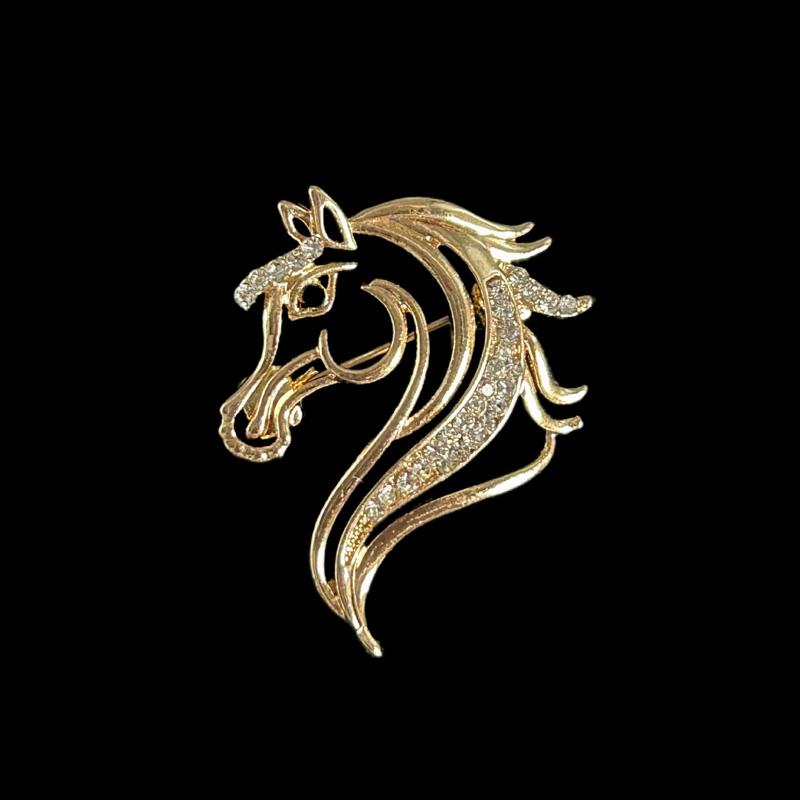 1Pc Pin Fashion Horse Brooch Temperament Clothing Decoration Minimalist fashion Hollow Zinc Alloy