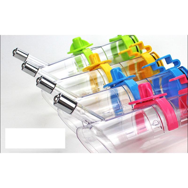 Automatische Trinkflasche für Hunde in Premiumqualität mit klassischem Design und vielseitiger Verwendung