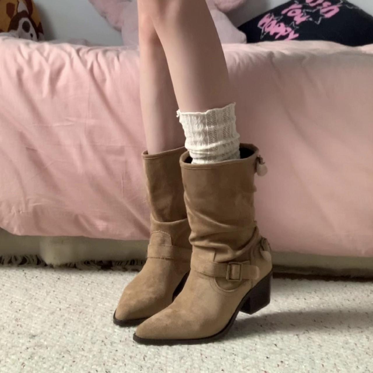 

Мода Новый Стиль Модные Сапоги Женские Остроносые Ковбойские Толстый Каблук Наборные Сапоги Новый Стиль Без Колена Широкое Голенище Жиру Женские Сапоги 40 хаки