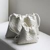 Borsa a tracolla intrecciata in vera pelle di agnello da donna, morbida, quadrata, con coulisse