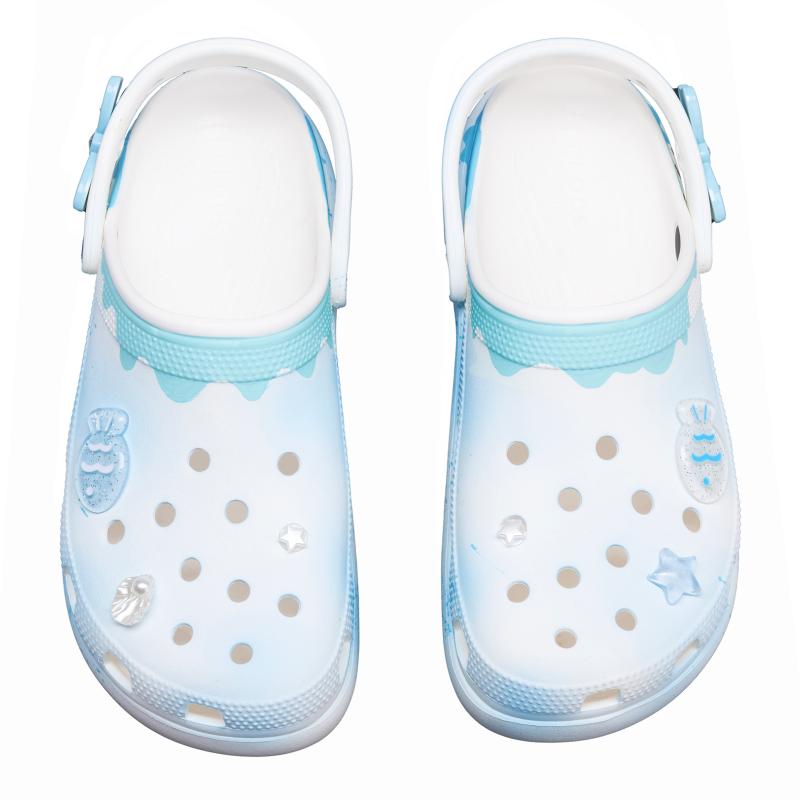 Crocs Classic Platform Clog Blue Ocean EVA Fashionable and Versatile Simple and Comfortable Sunshine Clogs for Women Blue