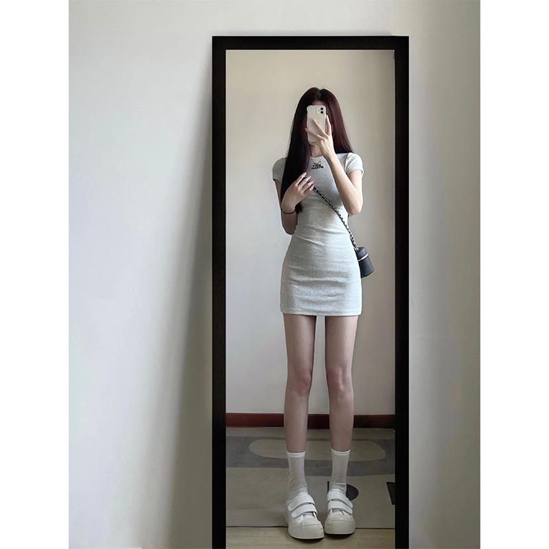 Dámské sladké a pikantní bodycon šaty - Letní styl, obepínající pas, obepínající boky, sexy zeštíhlující minišaty