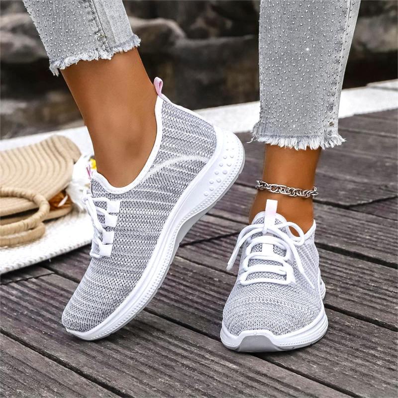 Modische, lässige Schnür-Sneaker aus atmungsaktivem Mesh für Damen, Sommer 2025, runde Zehenpartie, Keilabsatz, bequeme Sportschuhe mit weicher Sohle, Laufschuhe