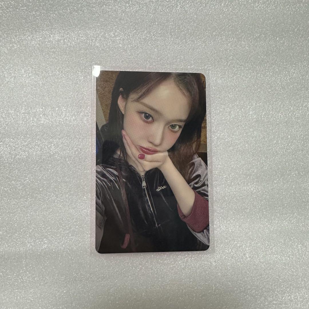 

[USED] Winter Trading Cards