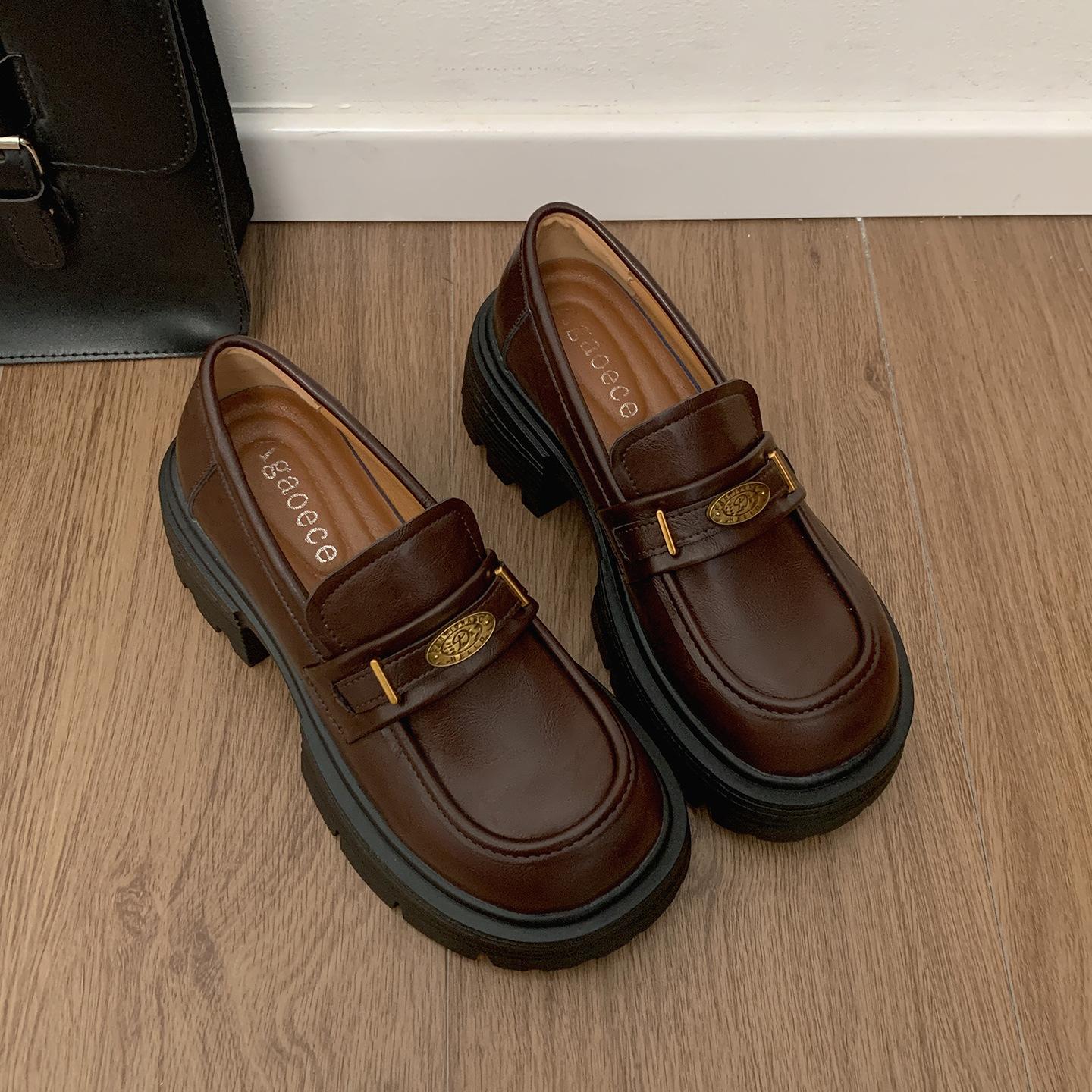 

Черные ретро платформа толстый каблук маленькие кожаные туфли женские 2025 новая летняя юбка увеличивающие рост лоферы 39 коричневый