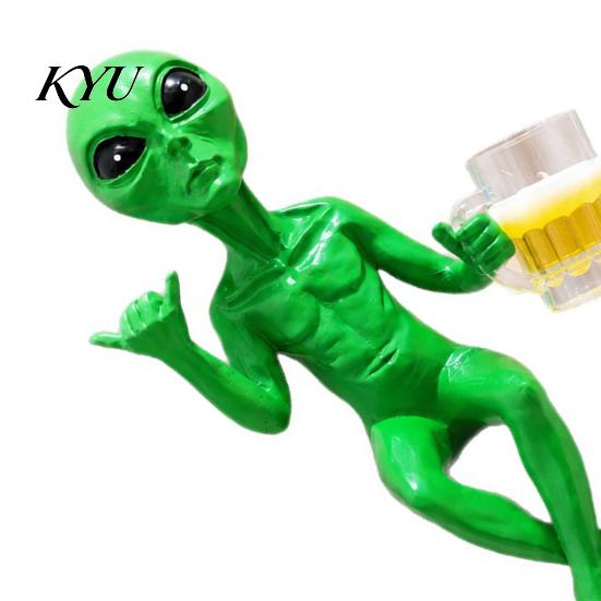 Decorative Alien Figures for E-sports Room Fuunny Statue, Green with Beer Glass Figurine, Home Office Desktop Ornament Bar Pub Game Shelf Workstation