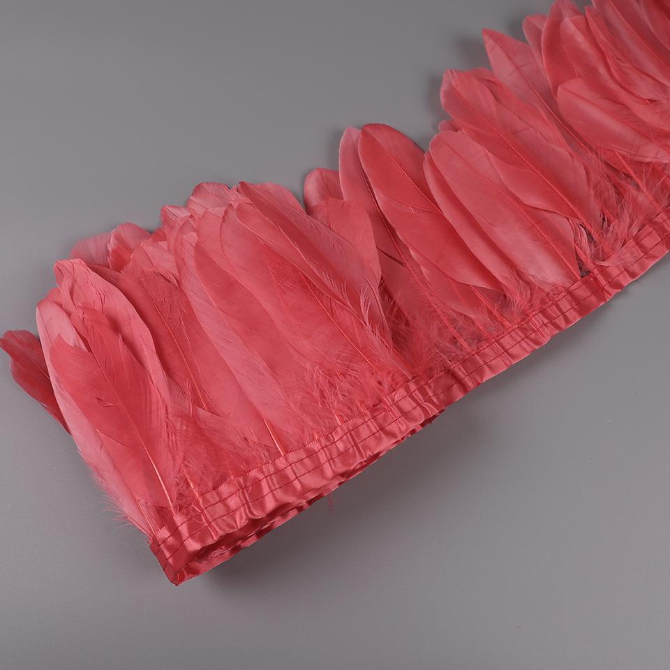 Dekoracyjne pióra gęsie na taśmie do robótek ręcznych, dekoracji karnawałowych, frędzle do ubrań, sukienek, szycia, sztuki i rzemiosła