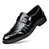 Mocassins pour hommes style britannique formel chaussures pour hommes nouveau cuir brillant couvrant le pied tendance chaussures en cuir décontractées business pour hommes