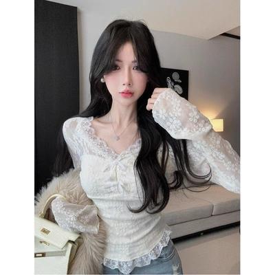 Spring Autumn V-neck Lace Patchwork Sexy Fashion Tee Women Long Sleeve Hollow Out Bottomed Pullover T-shirt Top